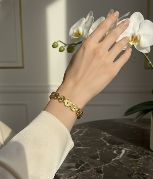 Solara — Bracelet Soleil Doré Ajustable