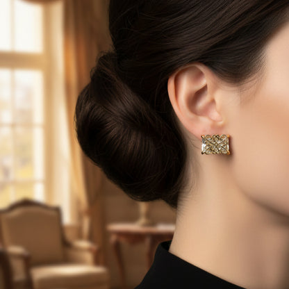 Oria — Boucles d'Oreilles Dorées Façon Diamant