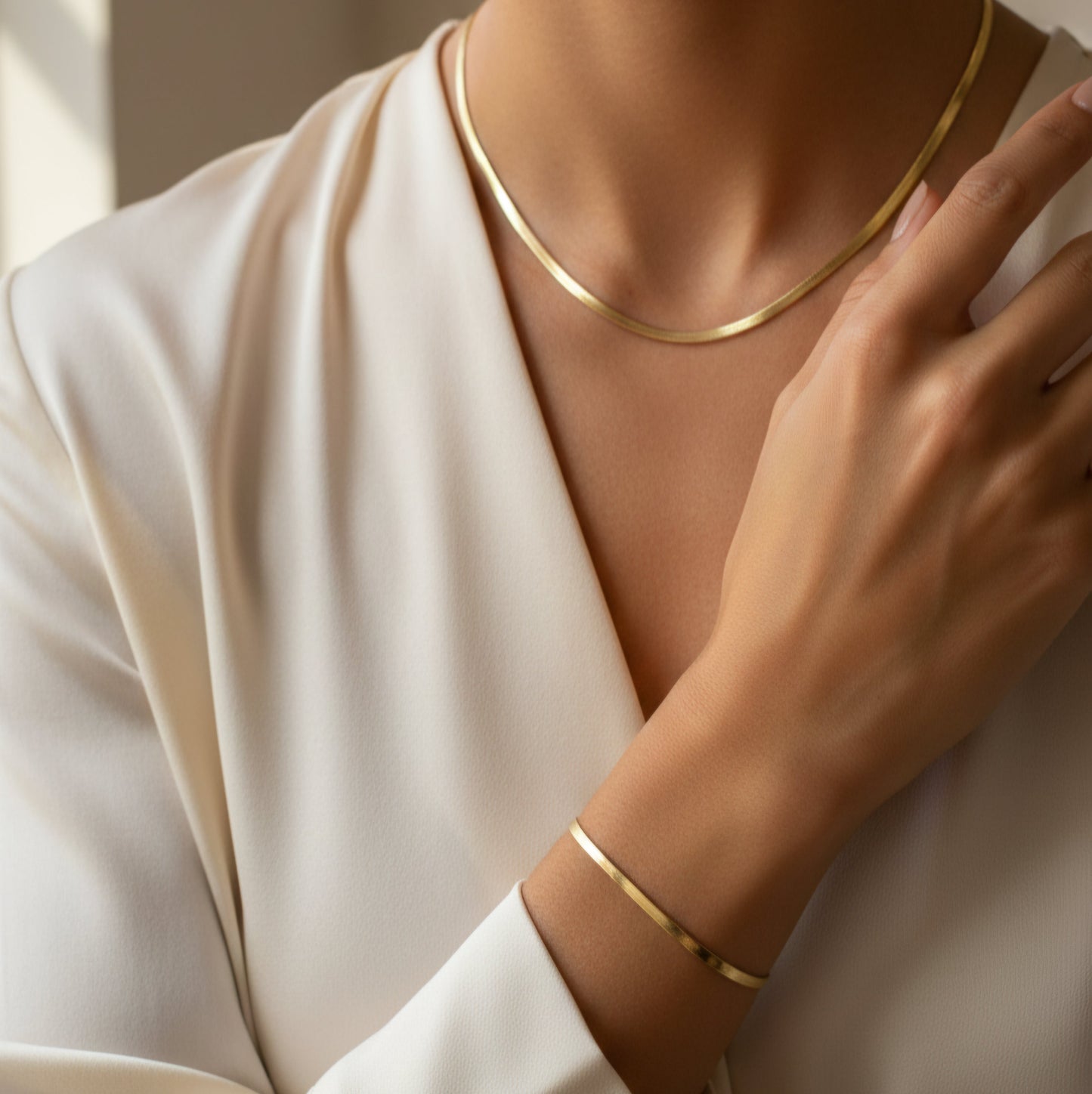 Monoï – Parure Dorée Maille Serpent