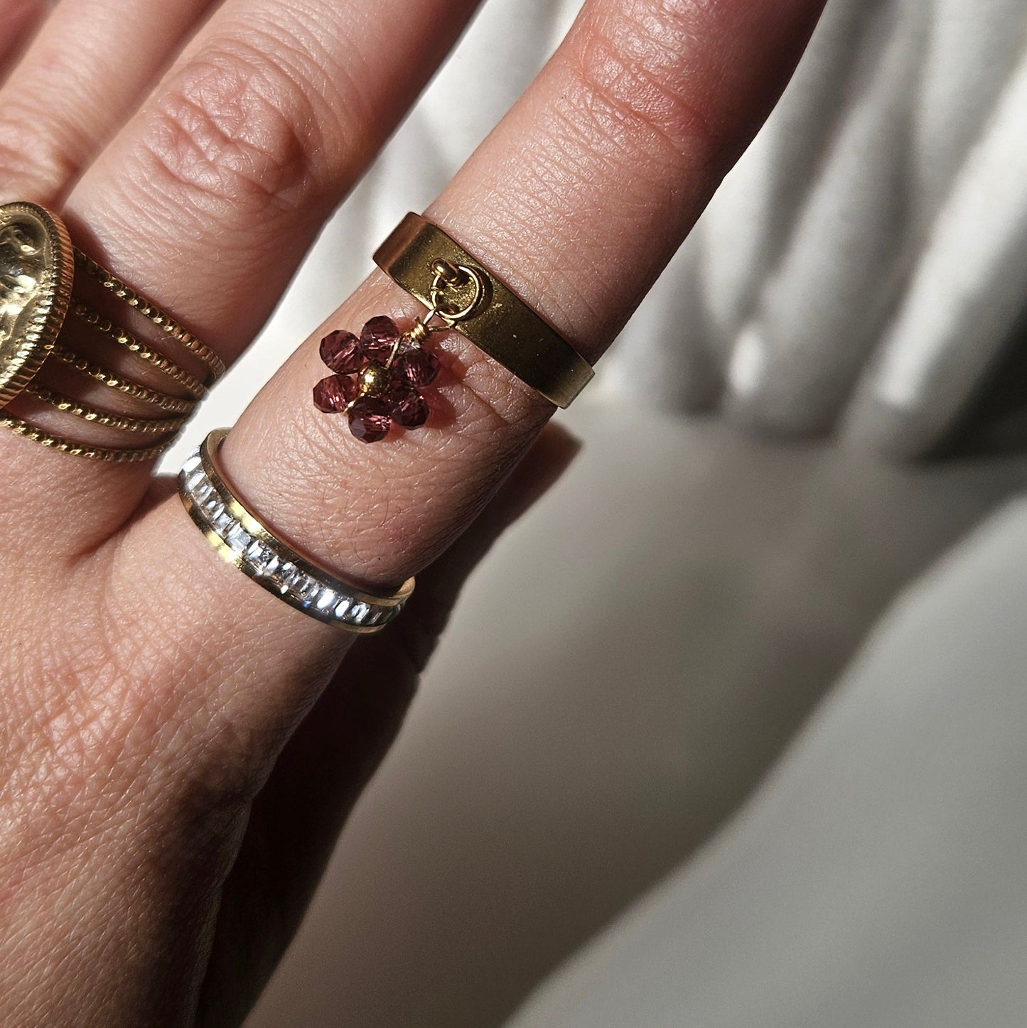 Lilas – Bague Ajustable Fleur Violette Dorée