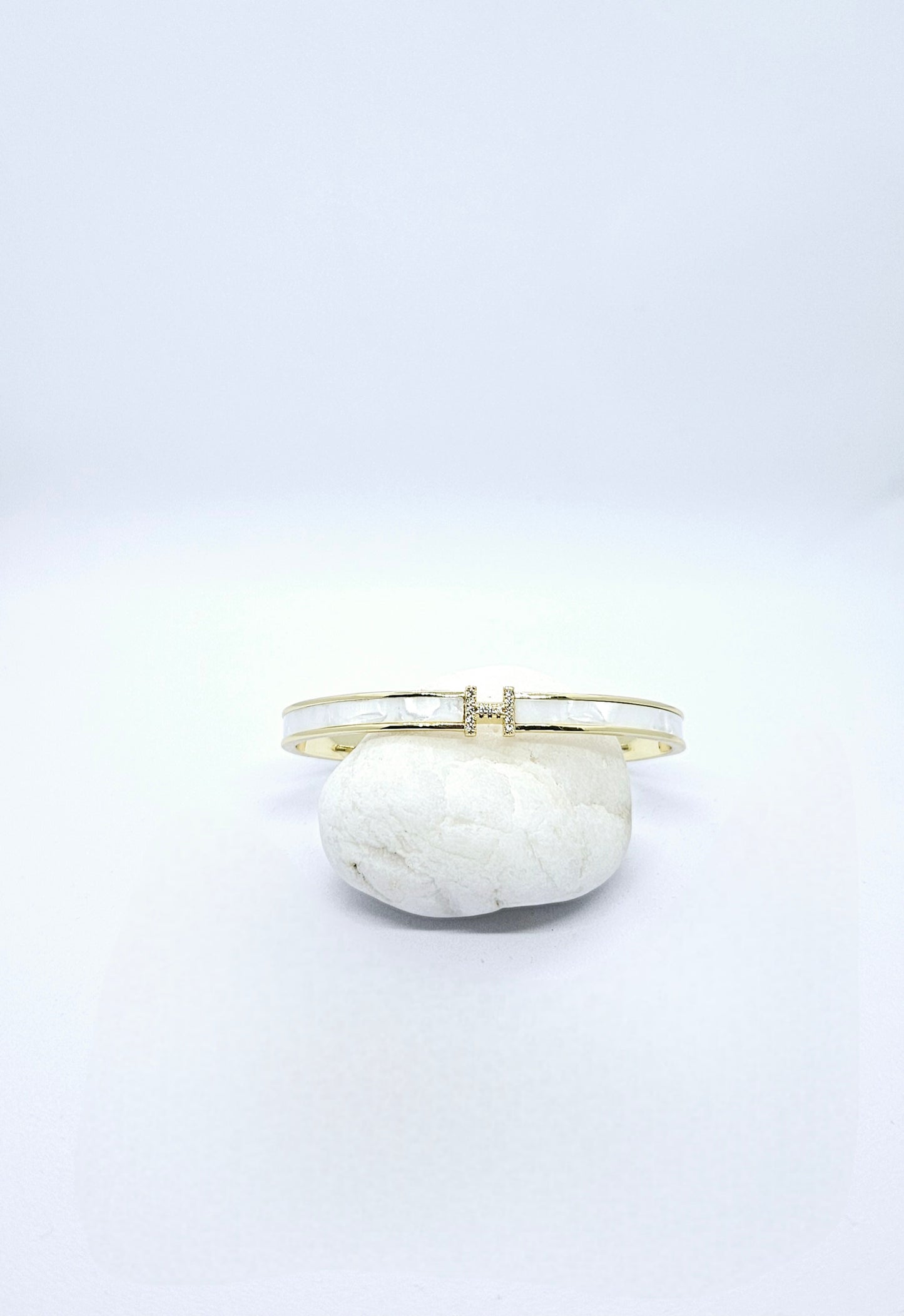 Naïa — Bracelet Nacre & Strass Doré