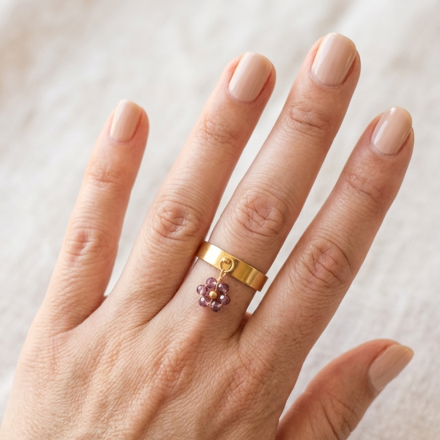 Lilas – Bague Ajustable Fleur Violette Dorée