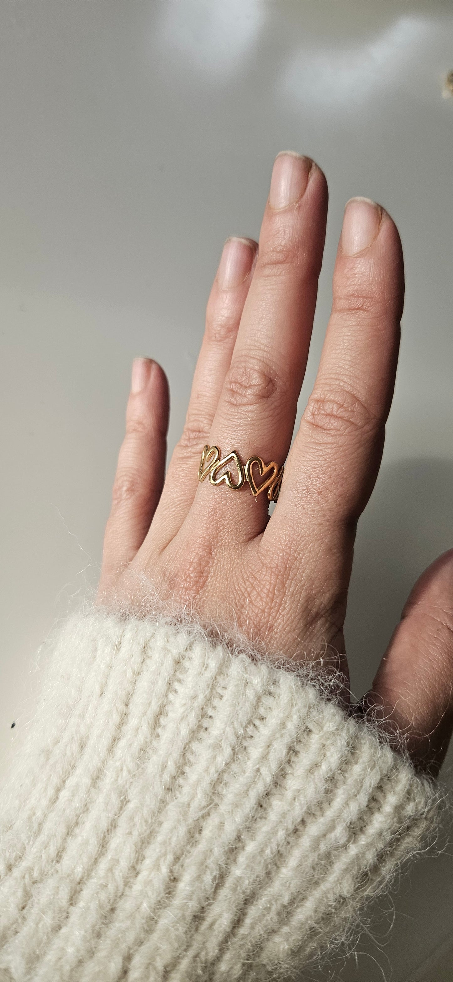 Amore – Bague Ajustable Multi Cœurs Dorée