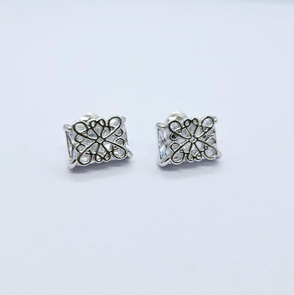 Argentia — Boucles d'Oreilles Argentées Façon Diamant